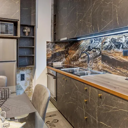 Anassa 14 Luxury One Bedroom Maisonette アパート イラクリオン