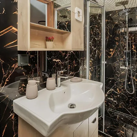 Anassa 14 Luxury One Bedroom Maisonette * Heraklion (Crete)