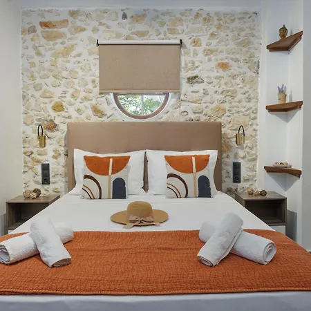 Anassa 14 Luxury One Bedroom Maisonette Apartment