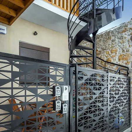 Apartment Anassa 14 Luxury One Bedroom Maisonette *