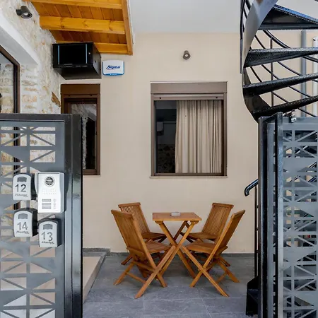 Anassa 14 Luxury One Bedroom Maisonette Iraklio